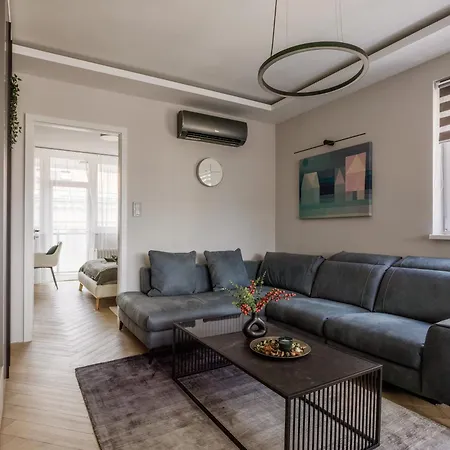 Designer's Retreat In Buda * Budapest