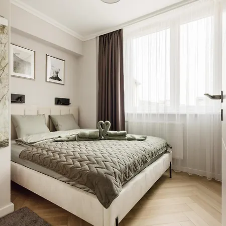 Designer's Retreat In Buda
